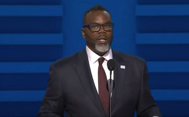 Chicago Budget Crisis Deepens with Nearly 1 Billion Shortfall Projected for 2025